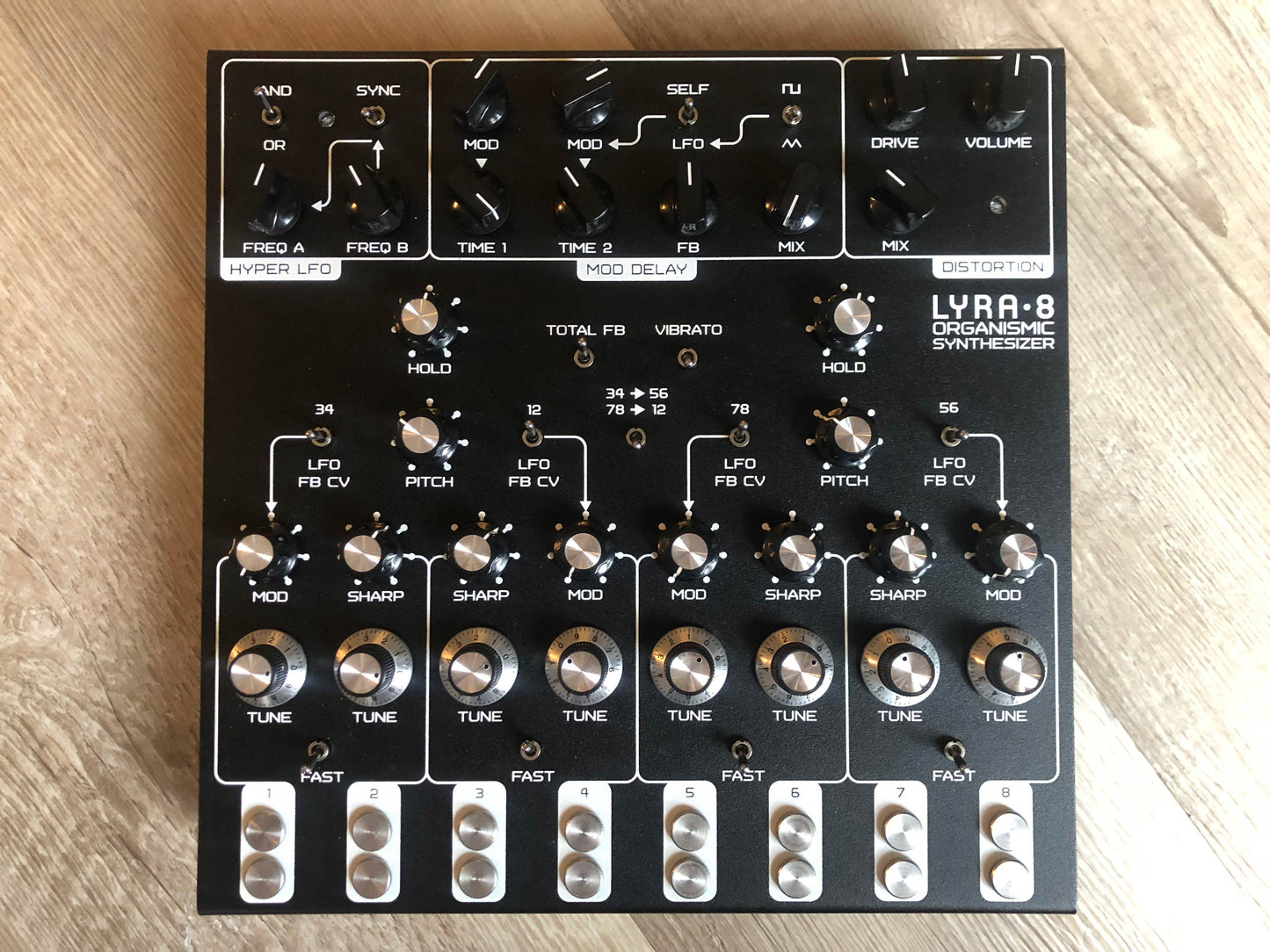 Custom SOMA Laboratory Lyra-8 Organismic Synthesizer Bundle w/ Tuner + Decksaver