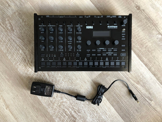 Korg Drumlogue Hybrid Drum Machine w/ OG PSU