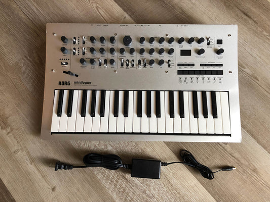 Budget Korg Minilogue Analog Synthesizer w/ Power Supply
