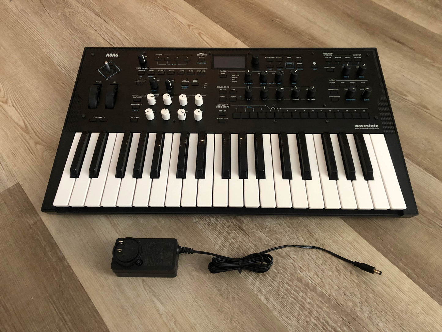 Korg Wavestate MKI Wave Sequencing Synthesizer w/ Original Power Supply