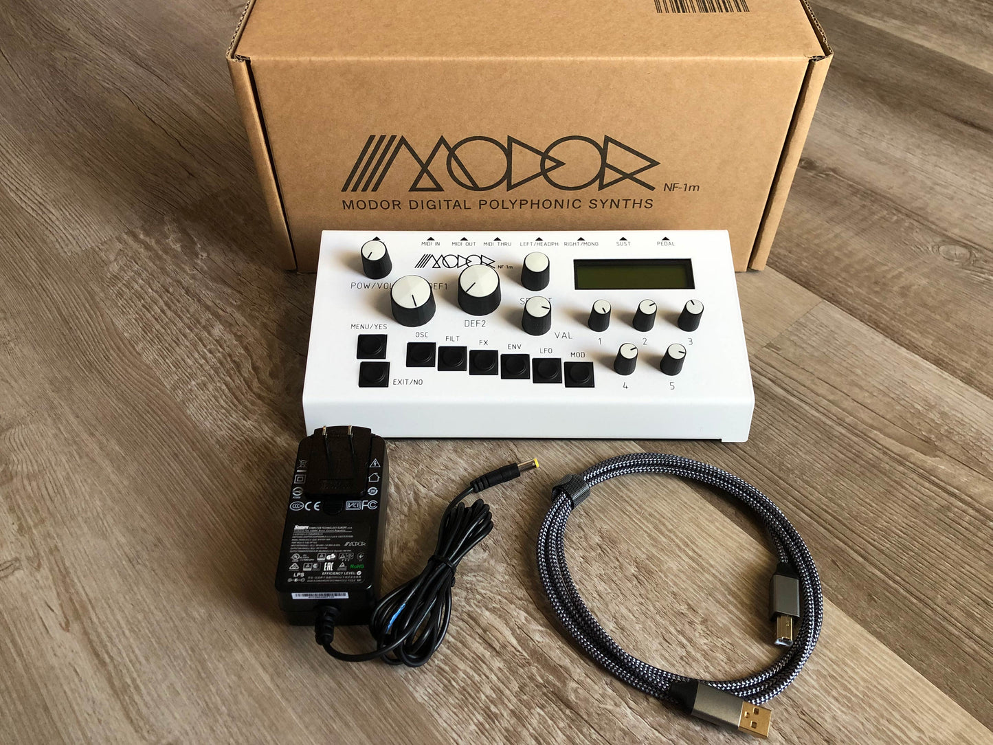 Modor NF-1M Polyphonic Desktop Synth w/ OG Box + USB Cable