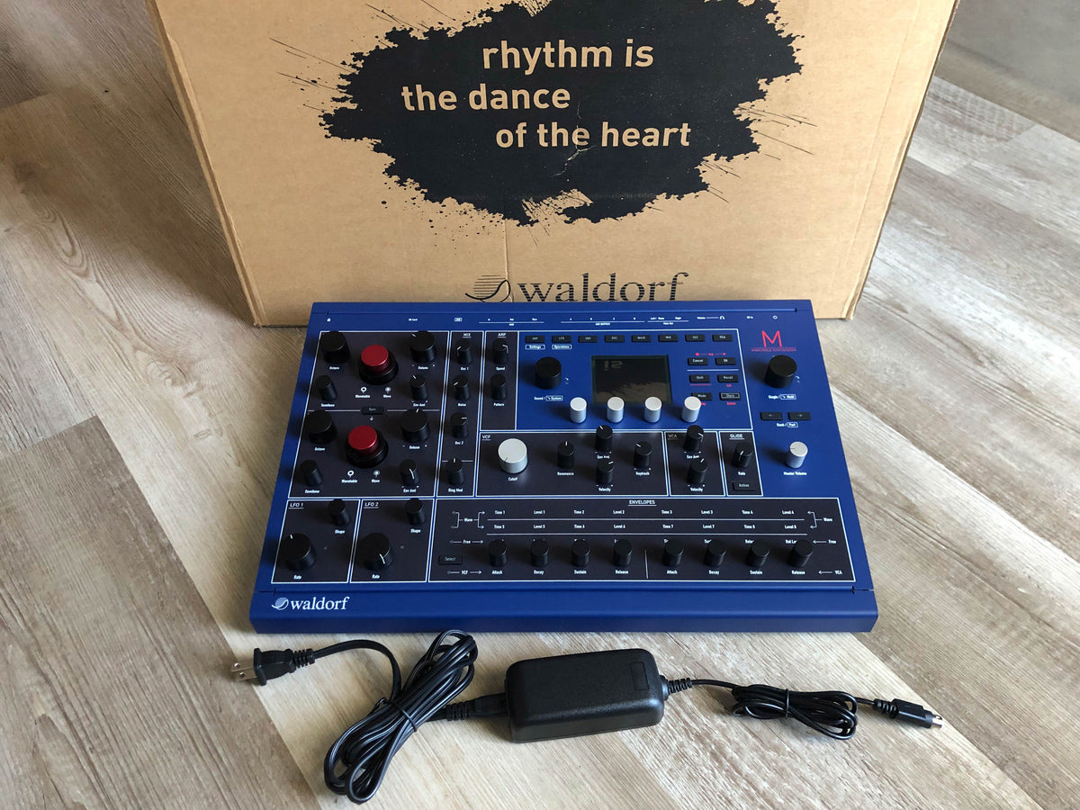Waldorf M 8-Voice Wavetable Desktop Synthesizer w/ OG Box + PSU