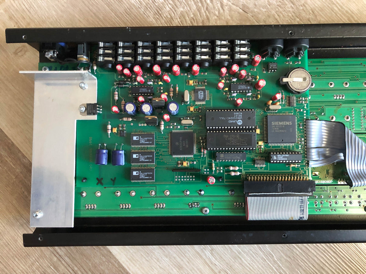 Access Virus A Desktop w/ Fully Recapped Mainboard & New Power Switch, Battery + PSU