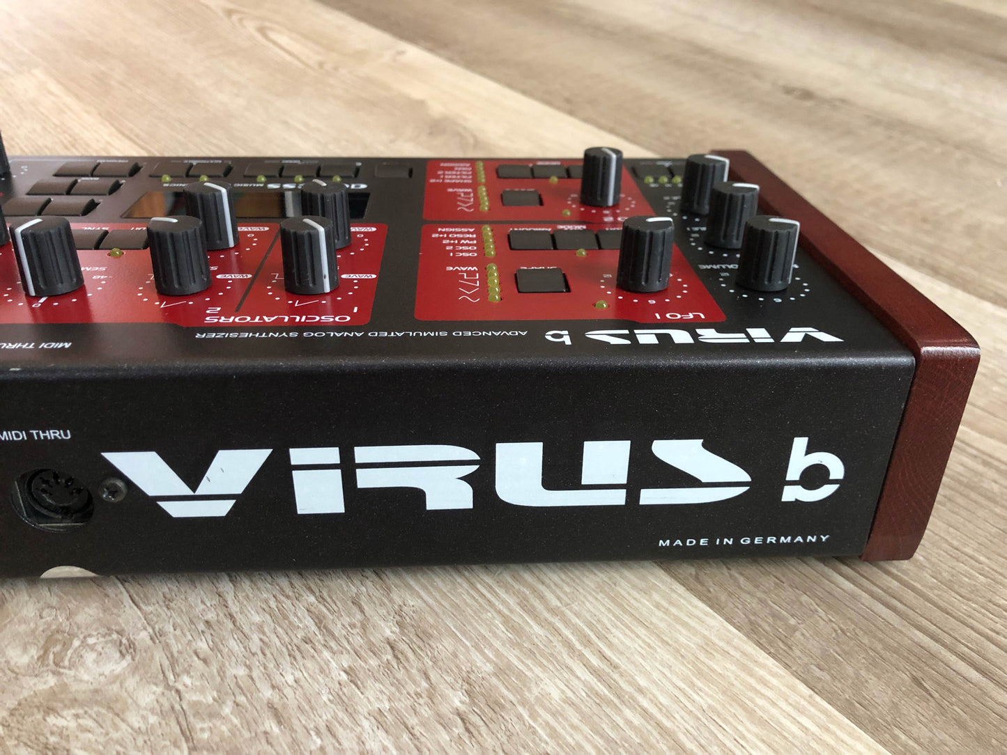 Access Virus B Desktop, Fully Recapped, All New Tacts, New Display, Power Switch, Battery + PSU