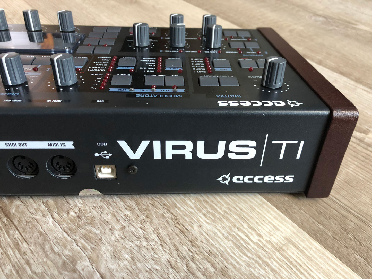 Access Virus TI Desktop w / All New Tacts, New Battery, Power Supply + HQ USB Cable