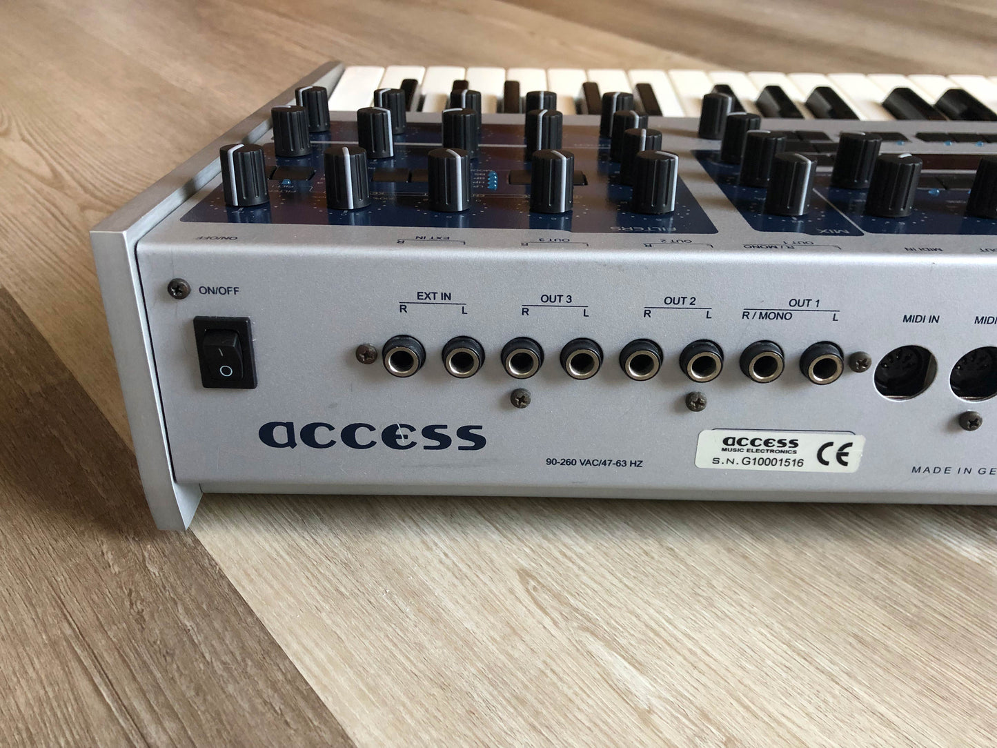 Access Virus Indigo V1 (Super Clean) w/ All New Tacts, New Display, Power Filter Cap + Battery, OS 4.9