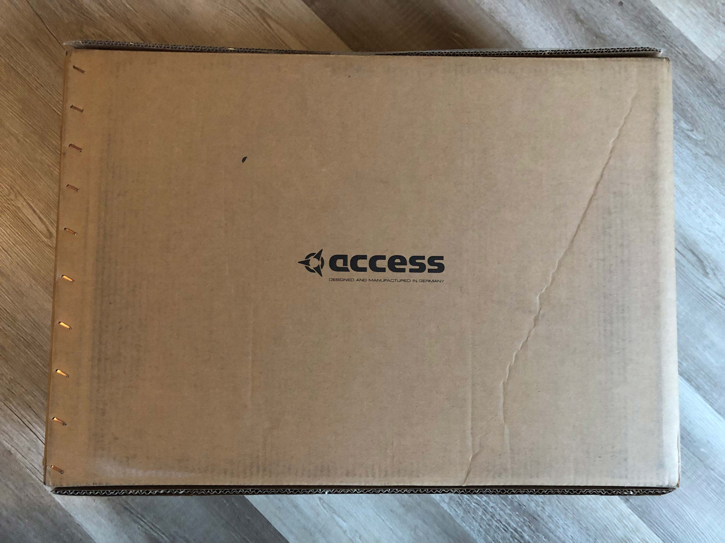 Access Virus TI2 Polar Nice and Clean (B-Stock) w/ Original Box, Power Cable + USB