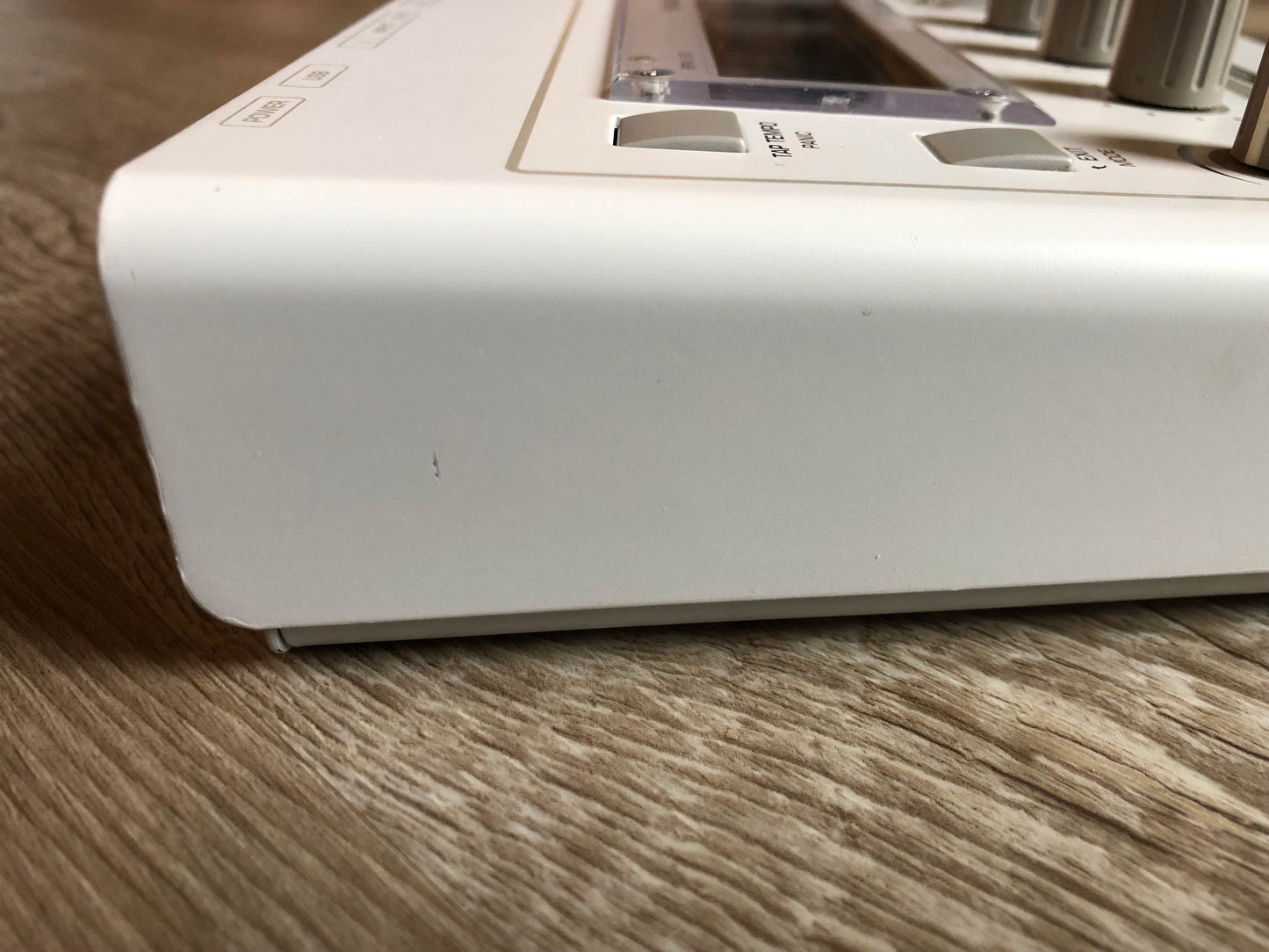 Access Virus TI Snow w/ All New Tacts, New Battery, PSU + New HQ USB Cable