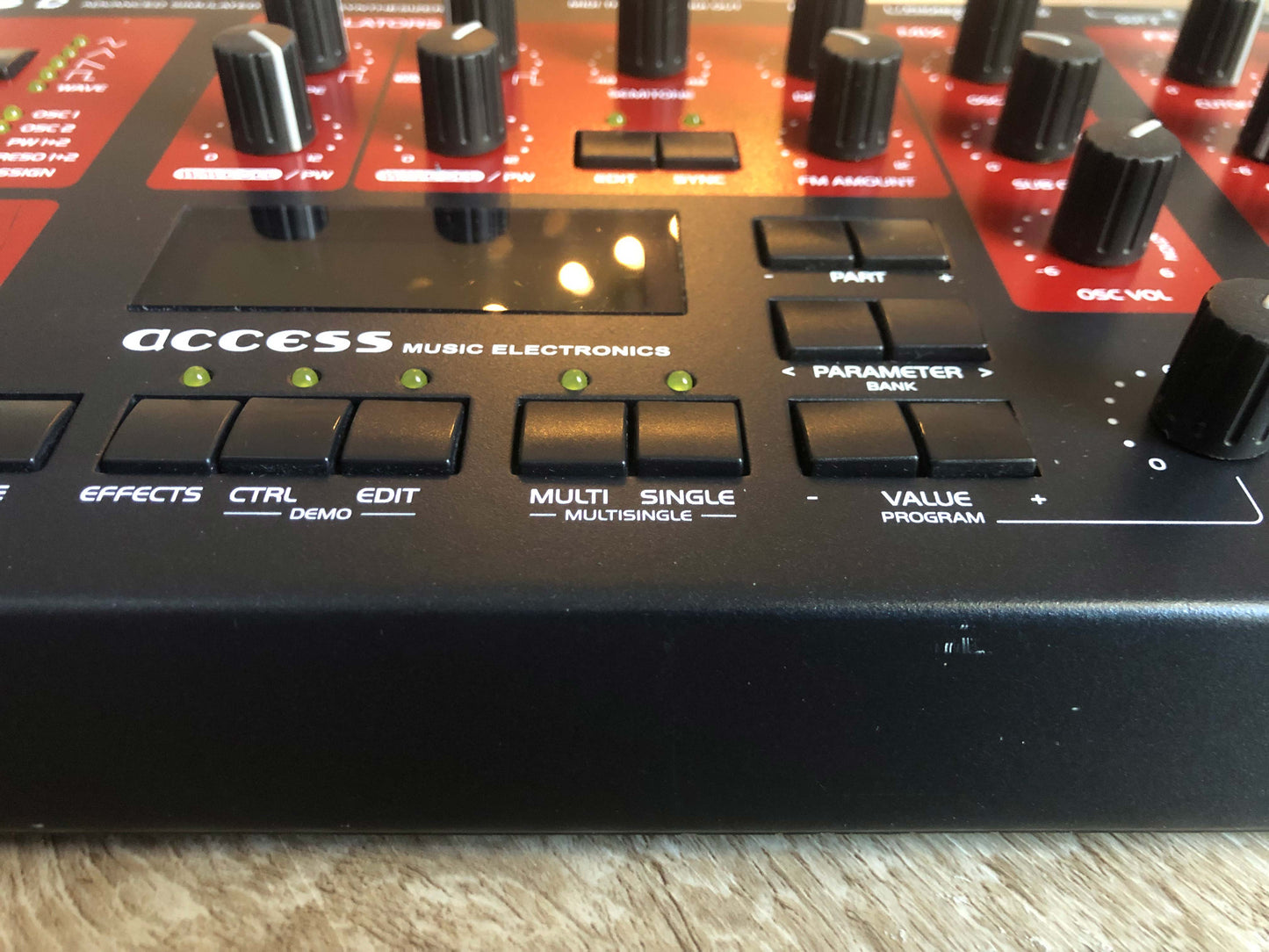 Access Virus B Desktop, All New Tacts, Power Filter Cap, Battery, Custom Wood Sides + PSU, OS 4.9