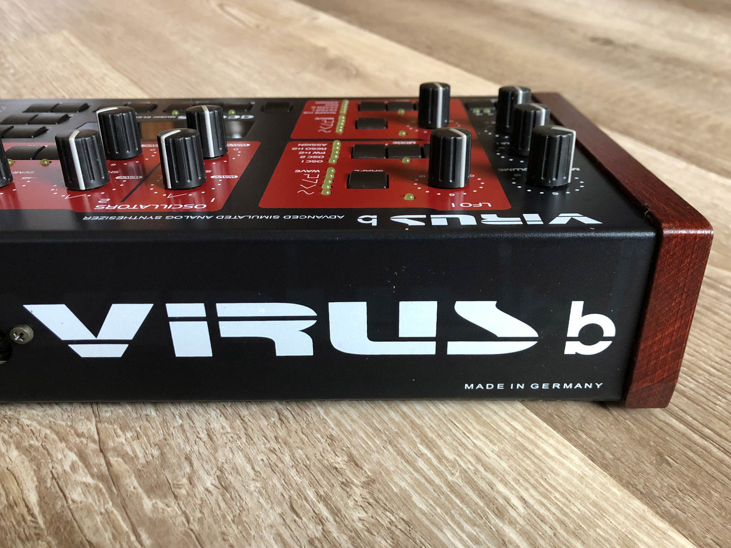 Access Virus B Desktop, Fully Recapped, All New Tacts, New Display, Power Switch, Battery + PSU