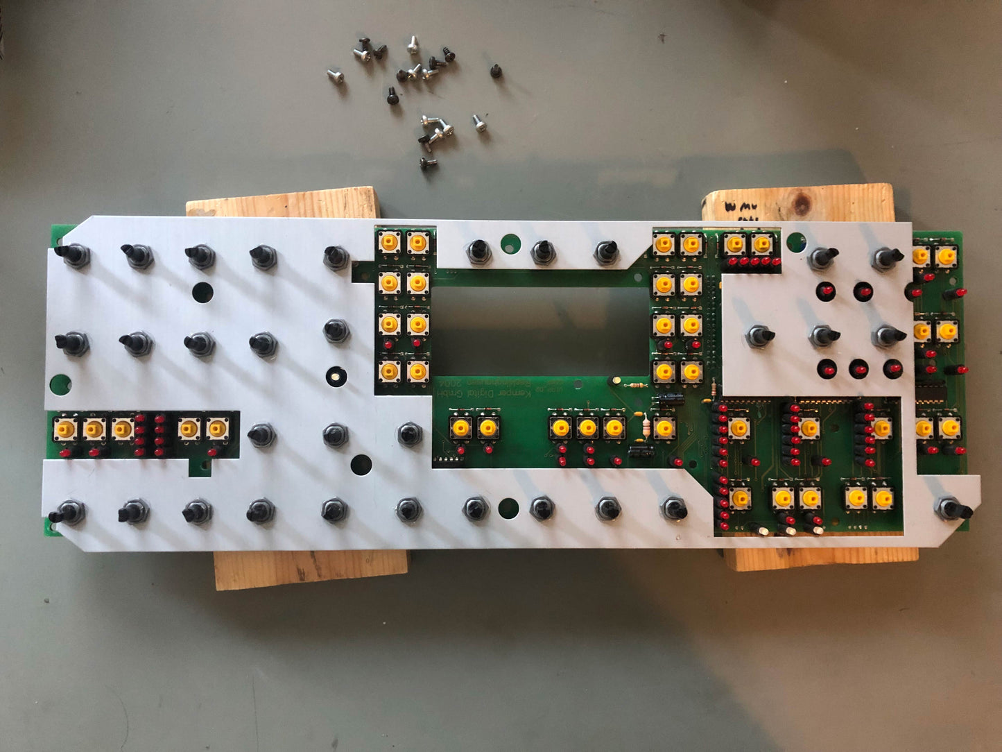 Access Virus TI Desktop, All New Tacts, Battery + PSU, OS 5.1.7