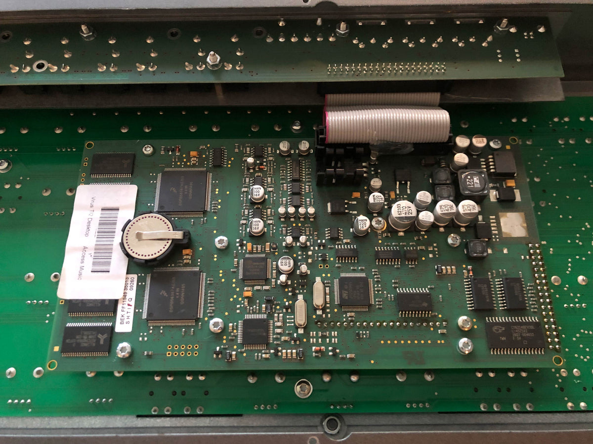 Access Virus TI2 Desktop Later Production Run w/ New Battery, PSU + HQ USB Cable