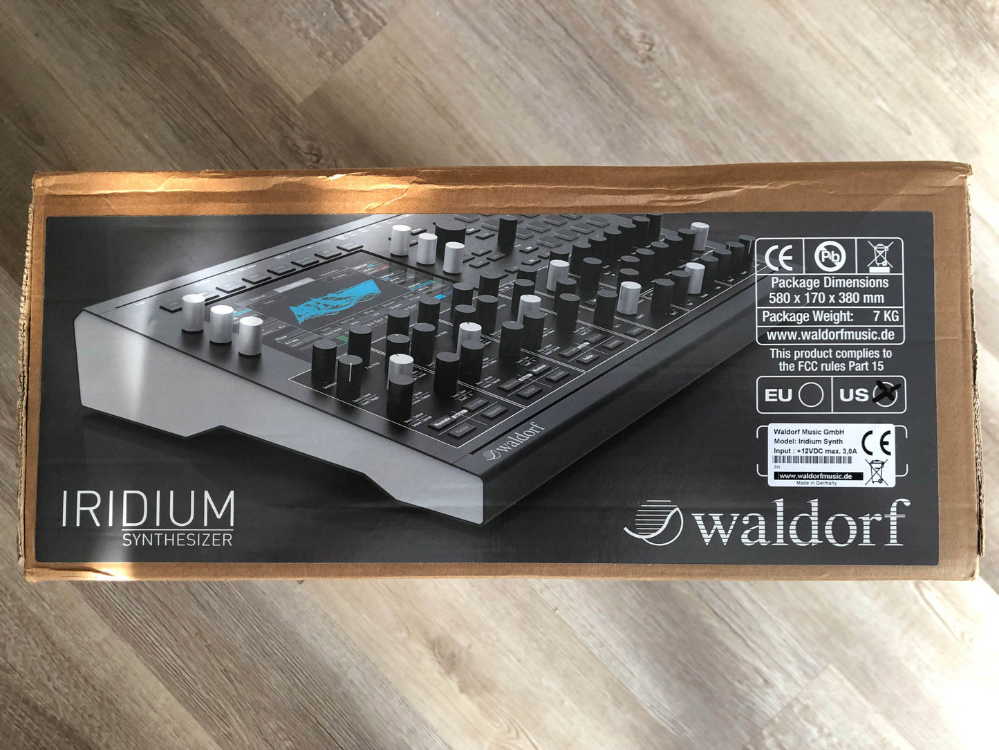 Waldorf Iridium Desktop MKI 16-Voice Synthesizer w/ OG Box, 128GB microSD + PSU