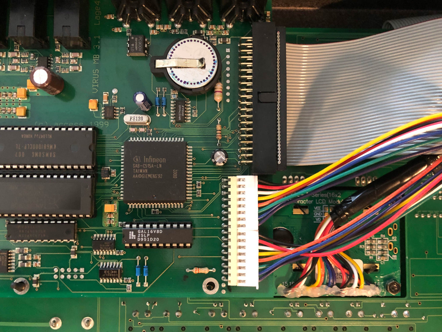 Access Virus B Desktop, Fully Recapped, All New Tacts, New Display, Power Switch, Battery + PSU