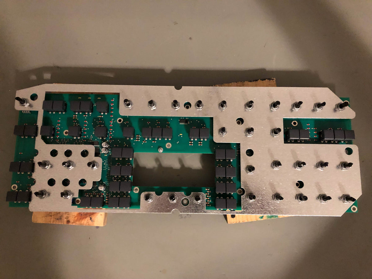 Access Virus TI2 Desktop Later Production Run w/ New PSU + New HQ USB Cable