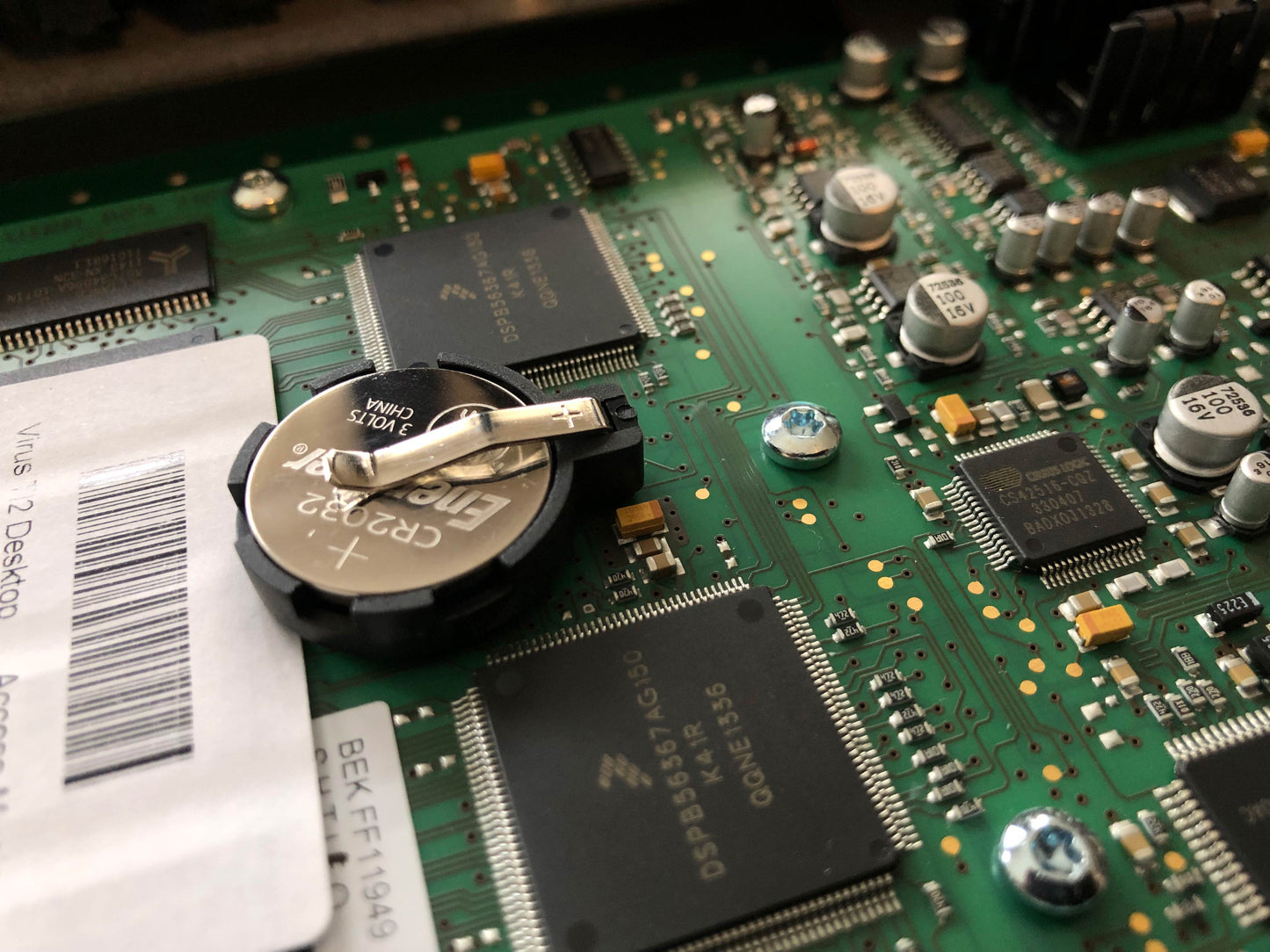 Access Virus TI2 Desktop Later Production Run w/ New PSU + USB Cable