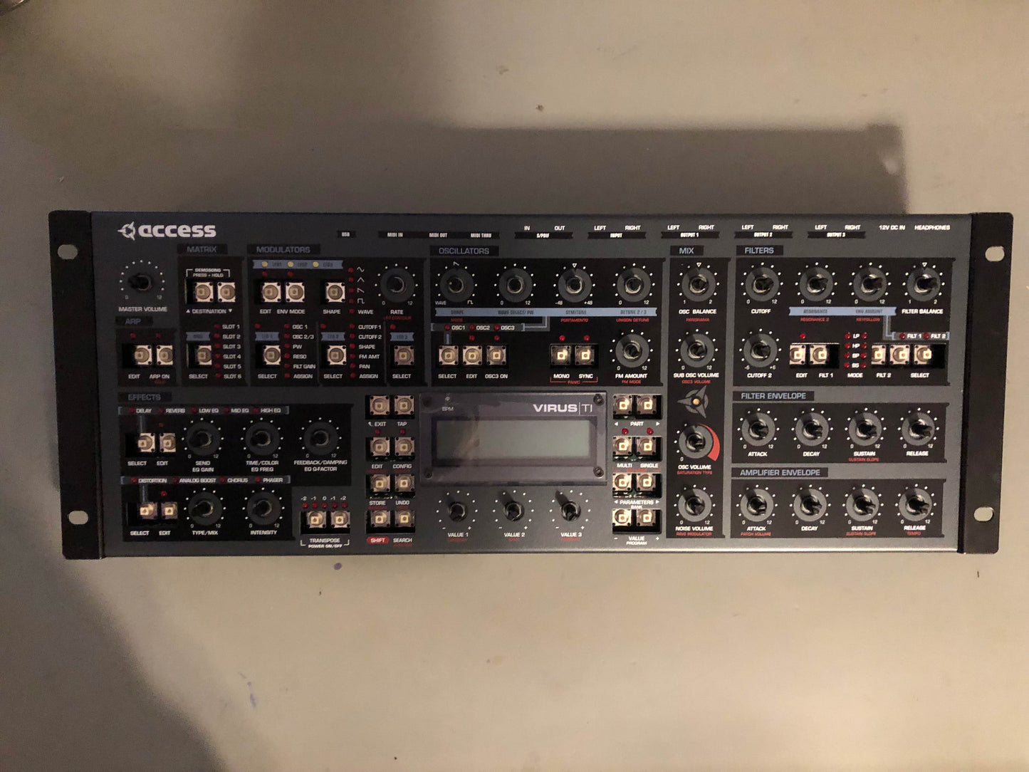 Access Virus TI Rack, w / All New Tacts, New Battery, Power Supply + HQ USB Cable