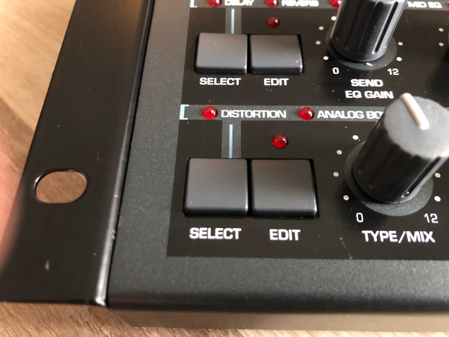 Access Virus TI Rack, w / All New Tacts, New Battery, Power Supply + HQ USB Cable
