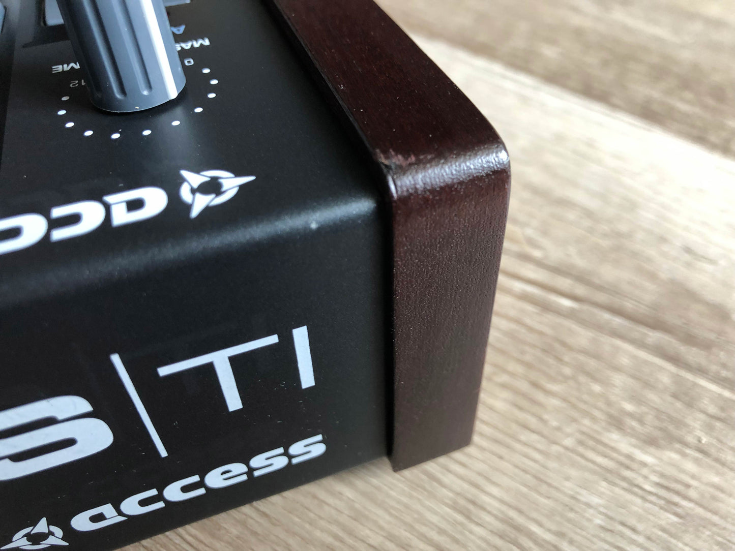 Access Virus TI Desktop w/ All New Tacts, New PSU + HQ USB Cable