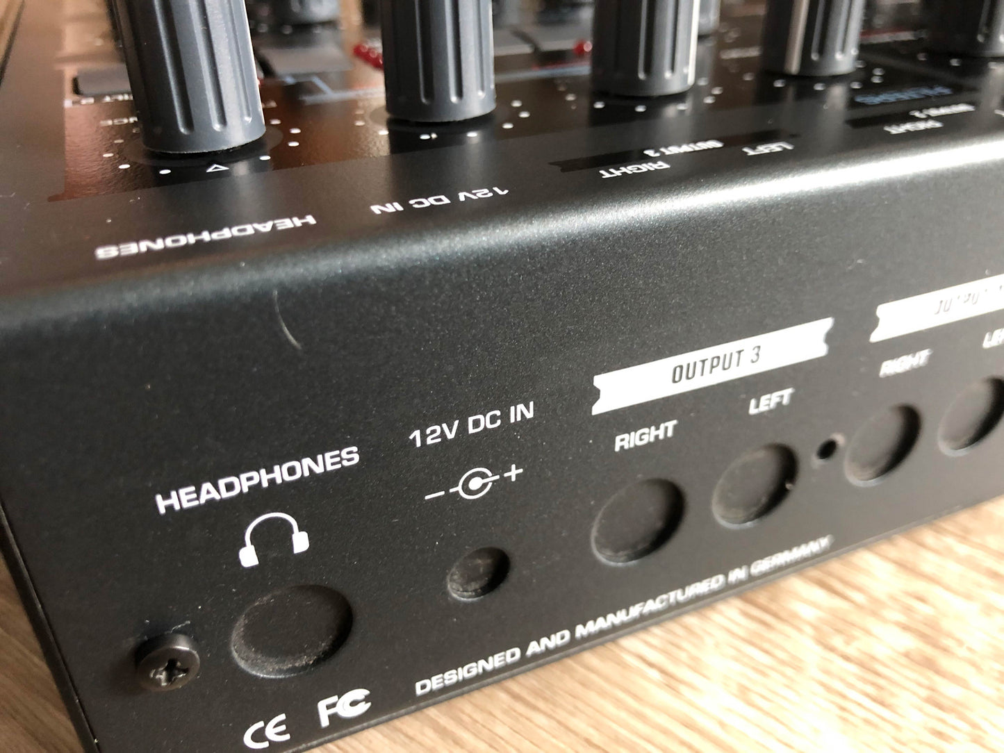 Access Virus TI Rack, w / All New Tacts, New Battery, Power Supply + HQ USB Cable