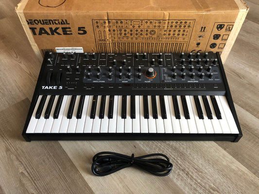 Sequential Take 5 Compact Polyphonic Analog Synthesizer w/ OG Box