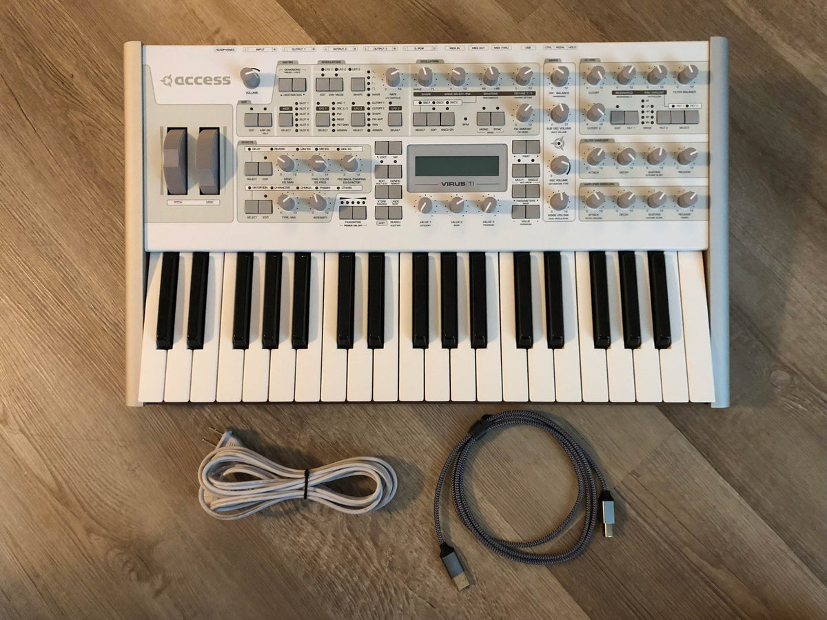 Access Virus TI2 Polar Super Clean w/ OG Power Cable + New USB Cable
