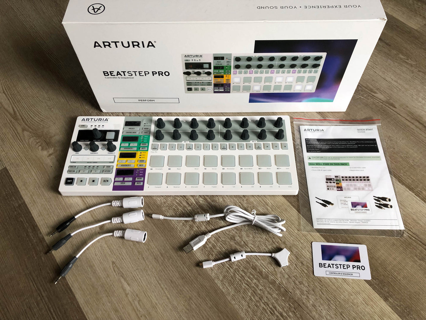 Arturia Beatstep Pro MIDI Controller & Sequencer w/ Original Box + Accessories