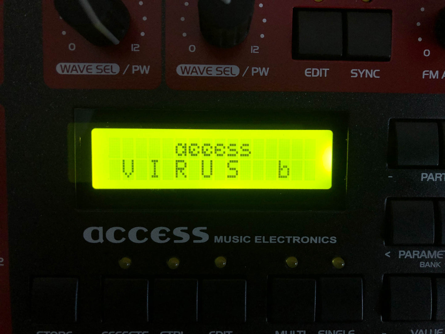 Access Virus B Desktop, Fully Recapped, All New Tacts, New Display, Power Switch, Battery + PSU