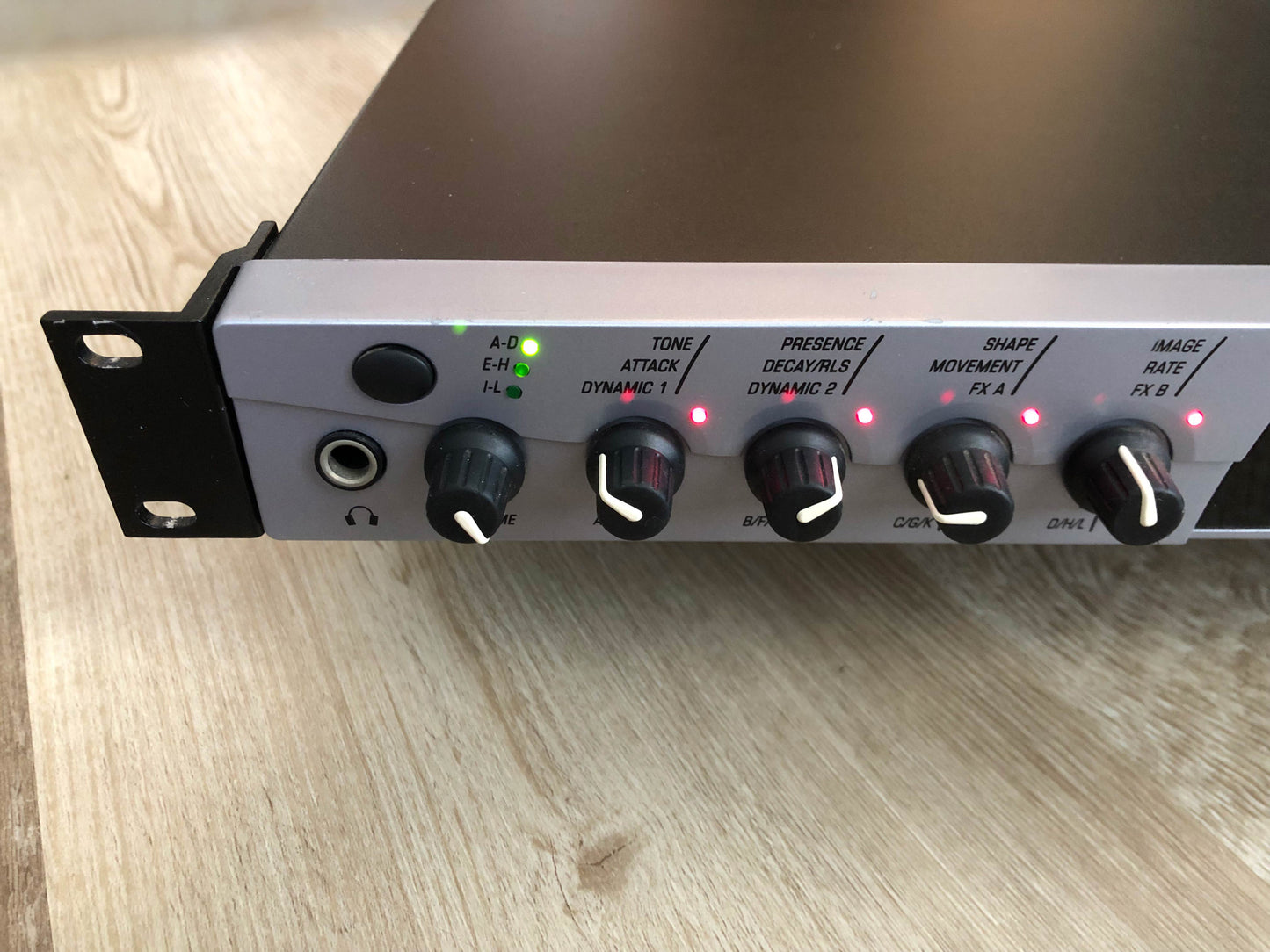 E-MU Systems Virtuoso 2000 Synthesizer Sound Module w/ New Encoder + Rack Ears
