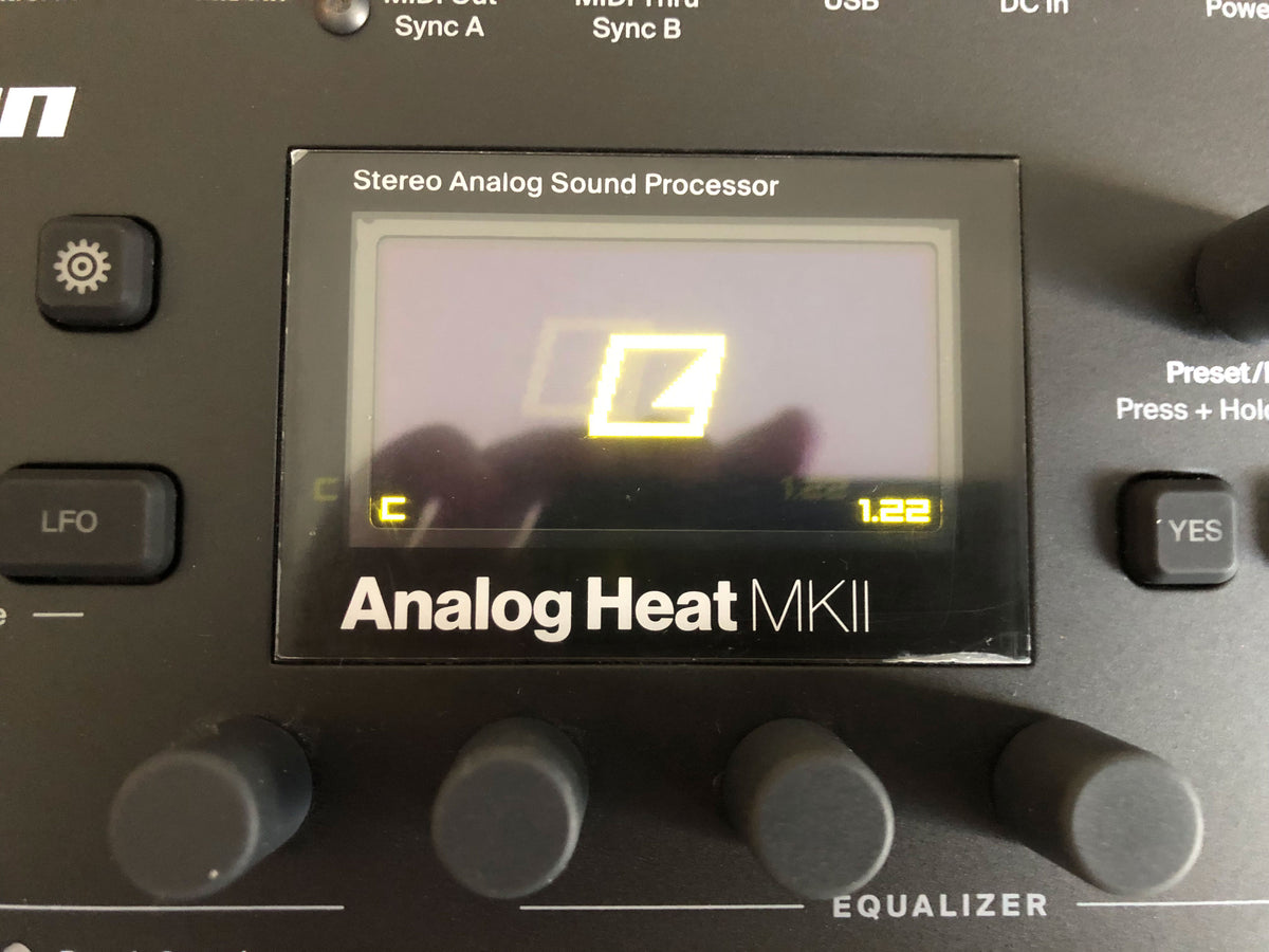 Elektron Analog Heat MKII Minty w/ OG Box, PSU + USB Cable