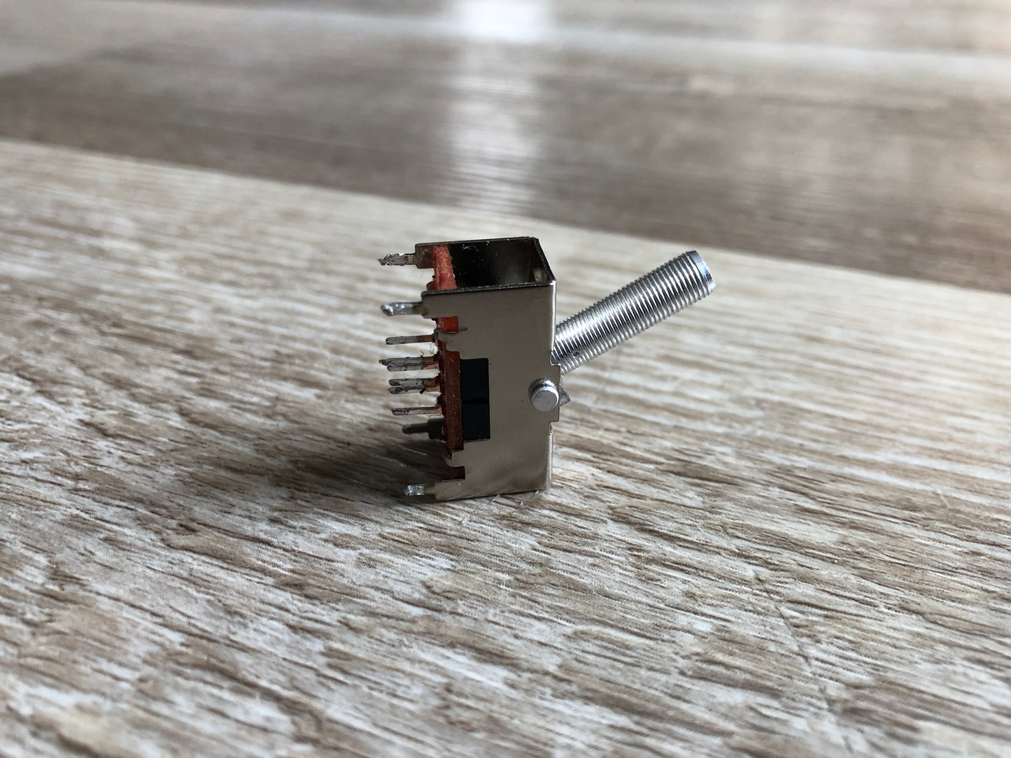 OEM Korg Minilogue 2-Position Switch 510374522018