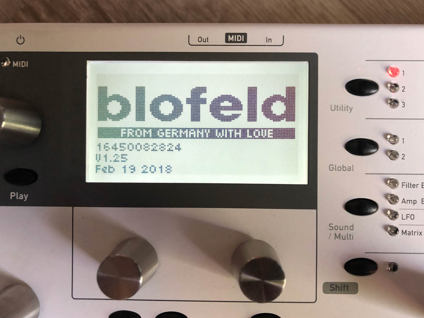 Waldorf Blofeld 49-Key Wavetable & Analog Modeling Synthesizer Mint w/ Original Box + Manual