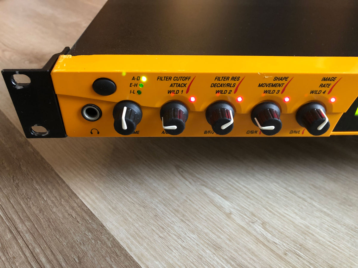 E-MU Xtreme Lead Synthesizer Sound Module w/ XLEAD & PHATT ROMs, New Encoder + Rack Ears