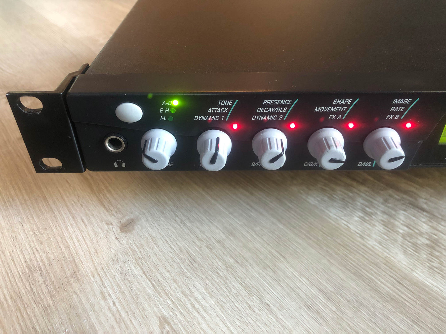 E-MU Systems Proteus 2000 Synthesizer Sound Module w/ New Encoder + Rack Ears