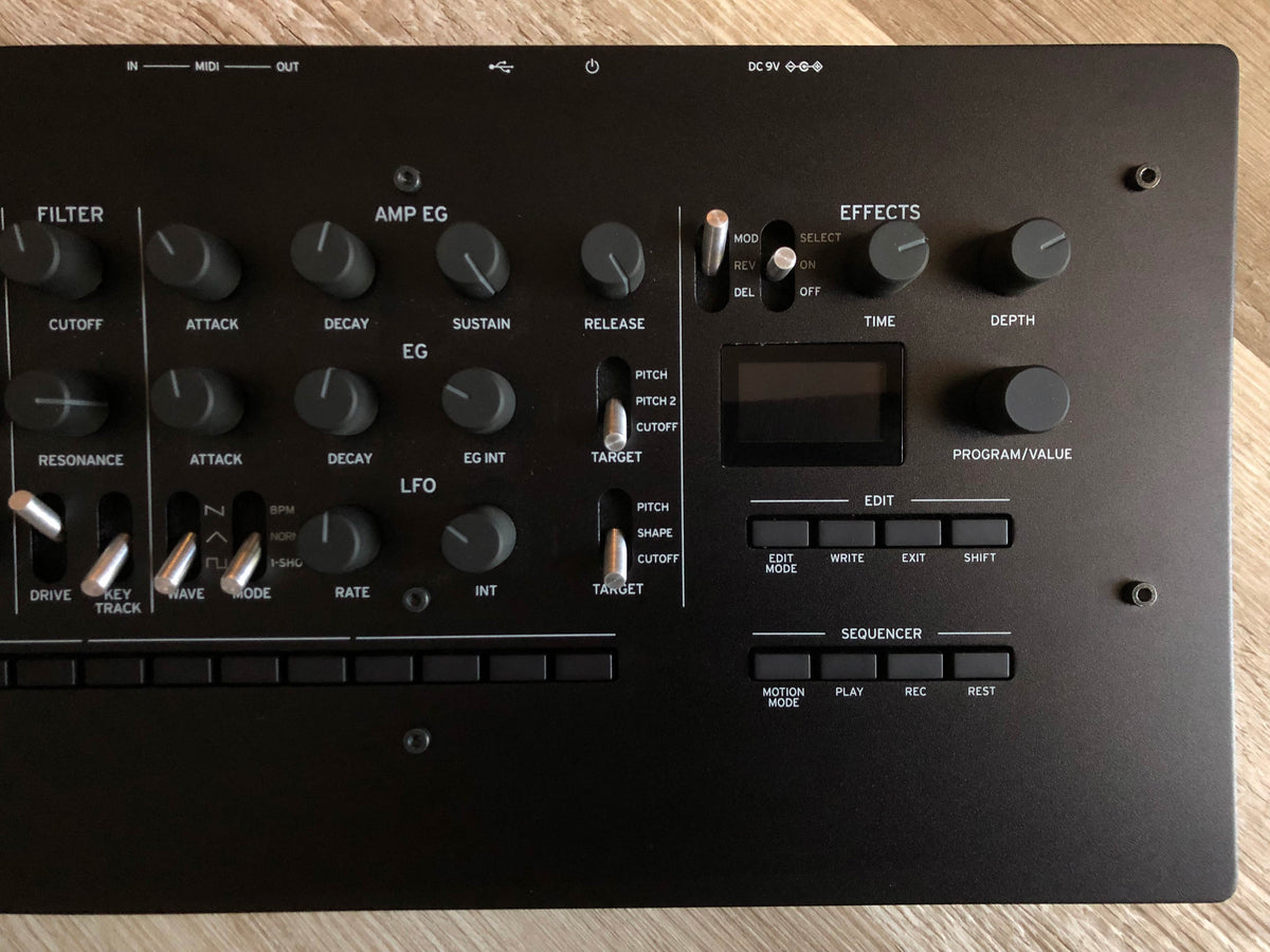 Korg Minilogue XD Module w/ Original OEM Power Supply