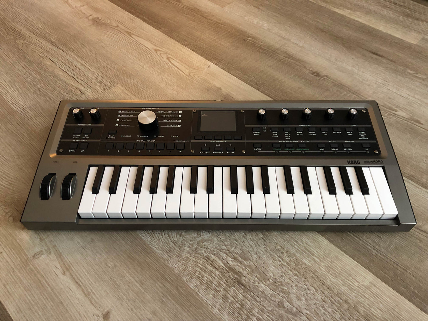 MicroKorg 2 Synthesizer & Vocoder w/ OG Mic, PSU + Quick Start Guide