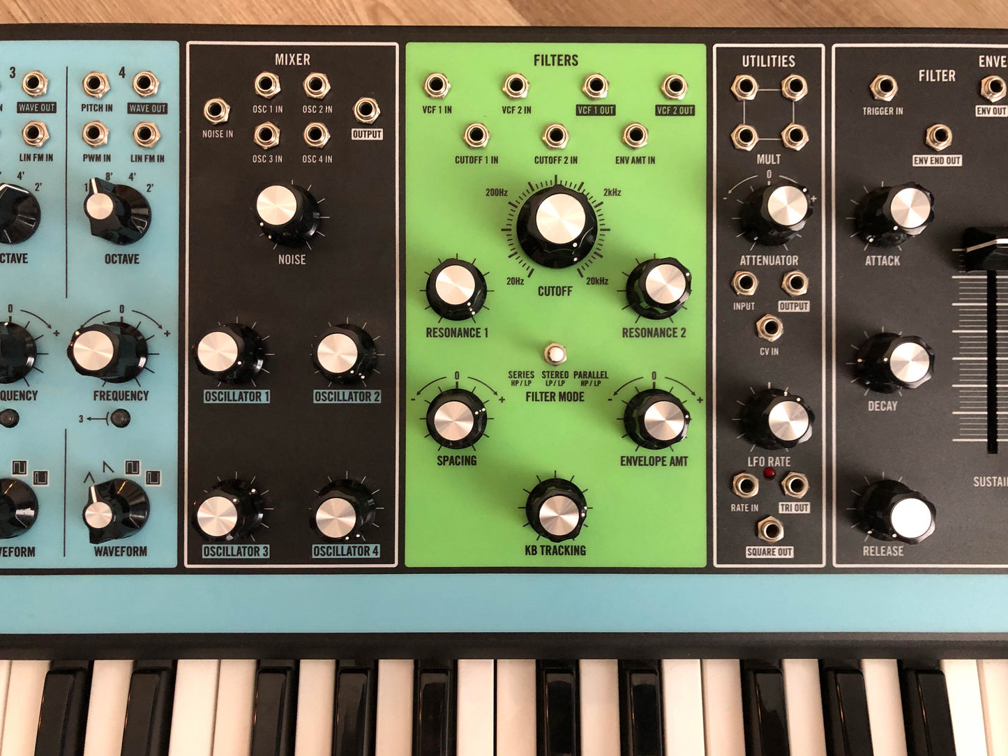 Moog Matriarch Semi-Modular Analog Synthesizer w/ OG Box & PSU, 15 Patch Cables + Manual & Recipe Book