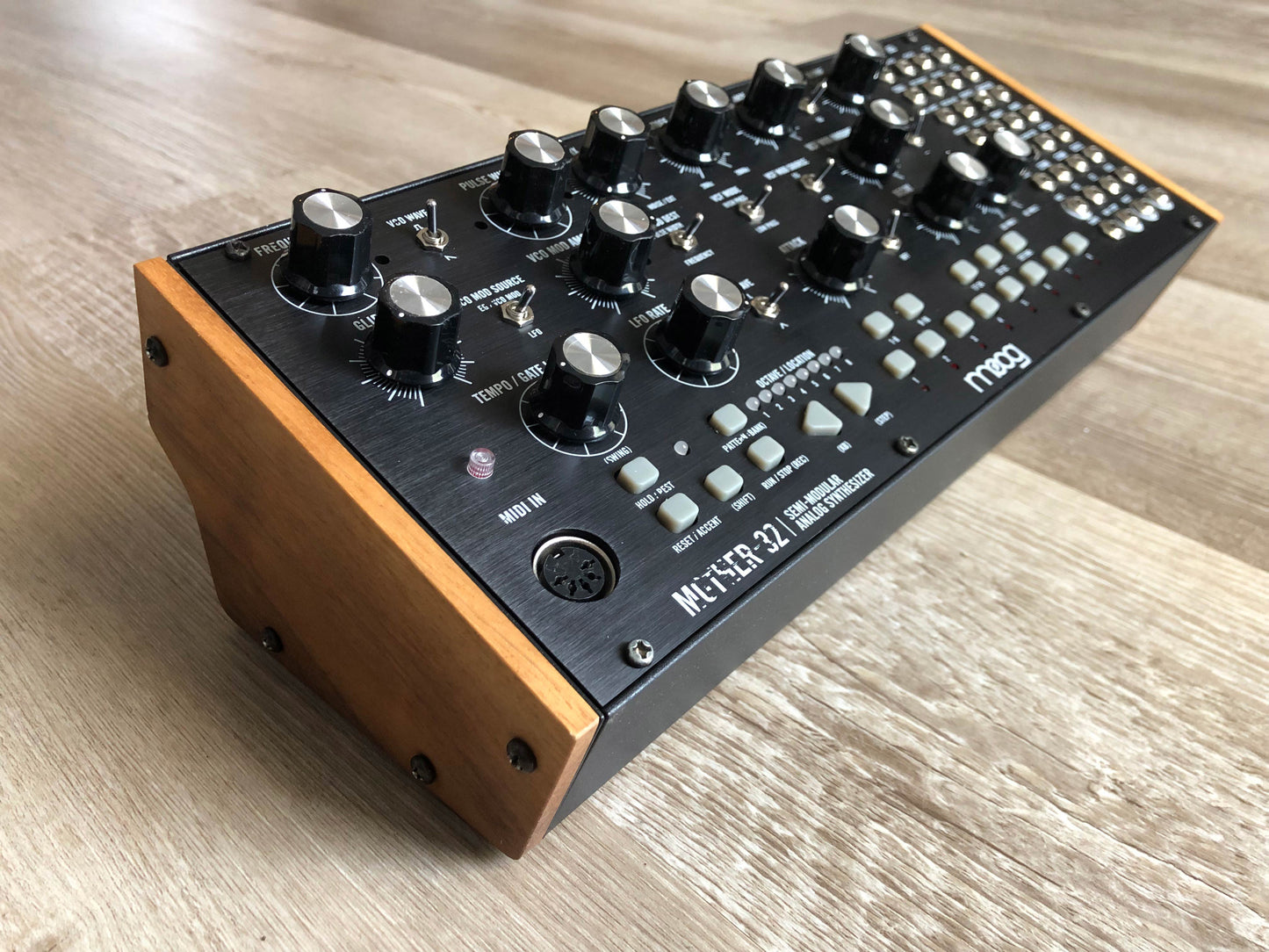 Moog Mother-32 Semi-Modular Analog Synthesizer Manual, 7 Patch Cables + PSU
