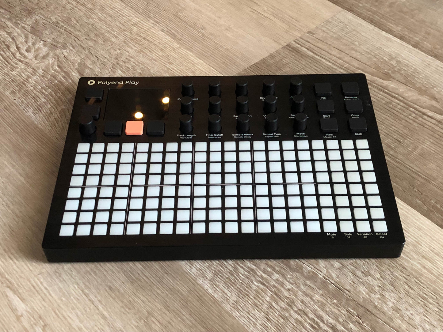 Polyend Play Groovebox w/ OG PSU, 64GB microSD, MIDI Adapter, Guide + Box