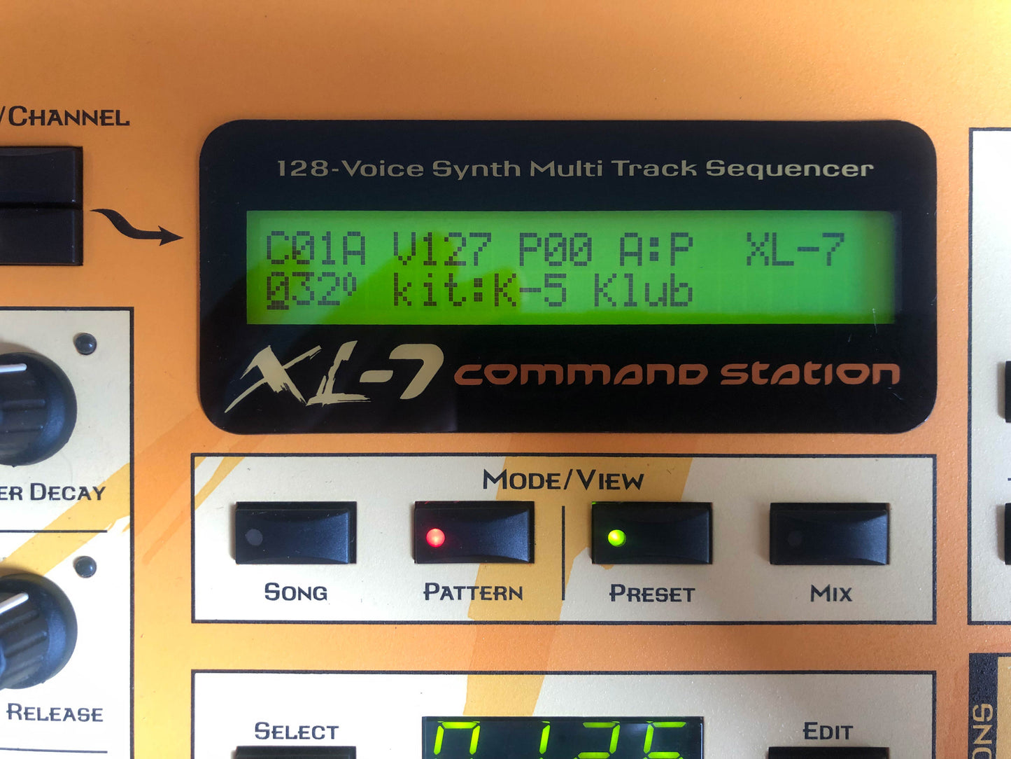 E-MU Systems XL-7 Command Station in Excellent Condition