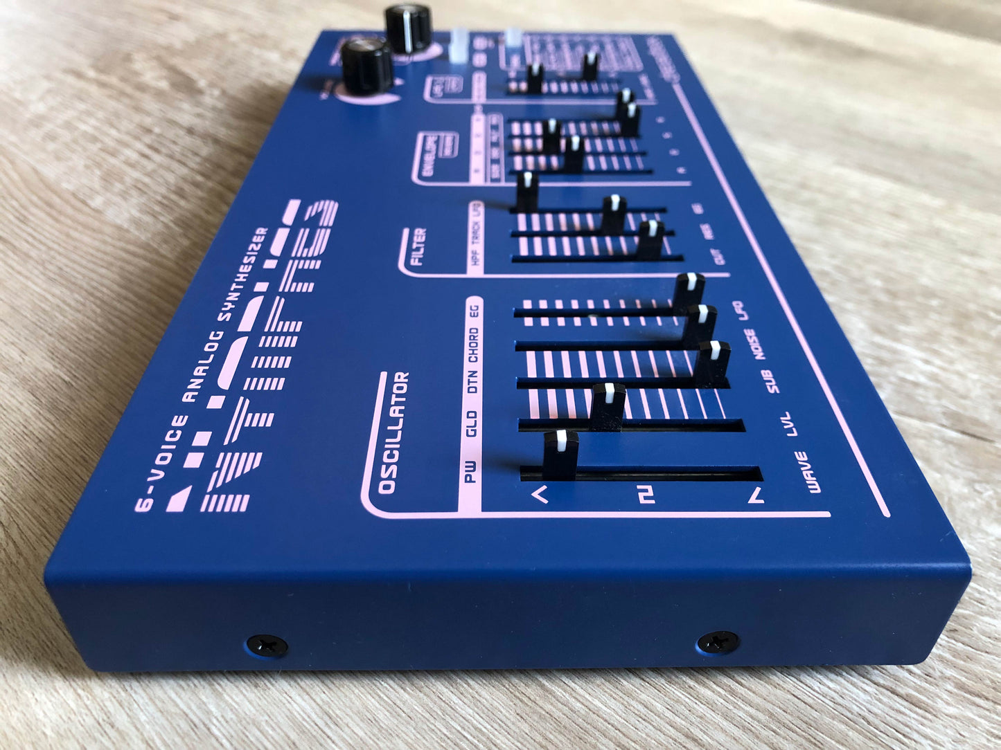 Dreadbox Nymphes 6-Voice Analog Synthesizer Near-Mint w/ Original Box