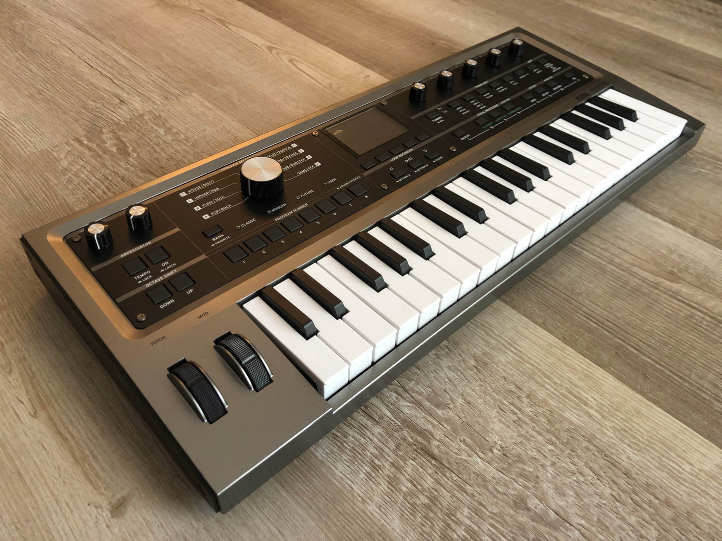 MicroKorg 2 Synthesizer & Vocoder w/ OG Mic, PSU + Quick Start Guide