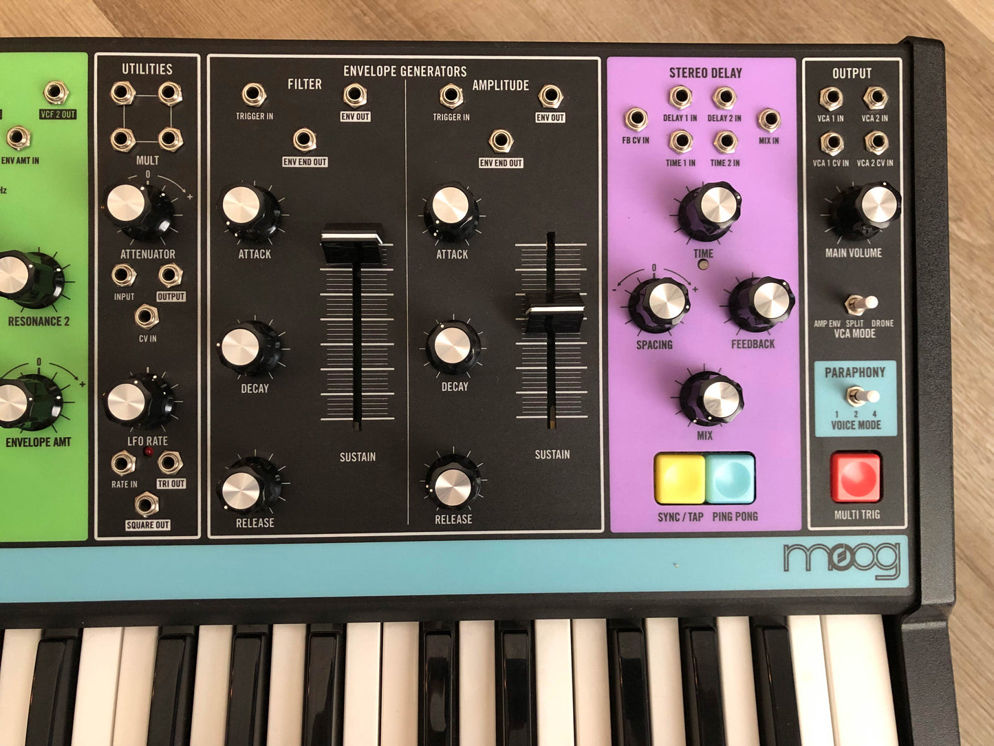 Moog Matriarch Semi-Modular Analog Synthesizer w/ OG Box & PSU, 15 Patch Cables + Manual & Recipe Book
