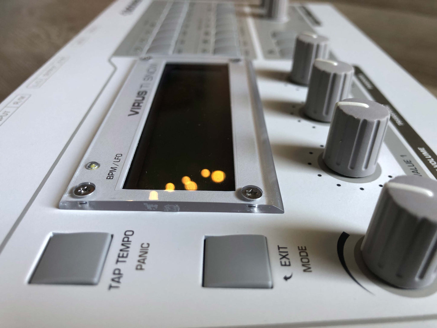 Access Virus TI Snow, All New Tacts & New Battery, PSU + USB Cable