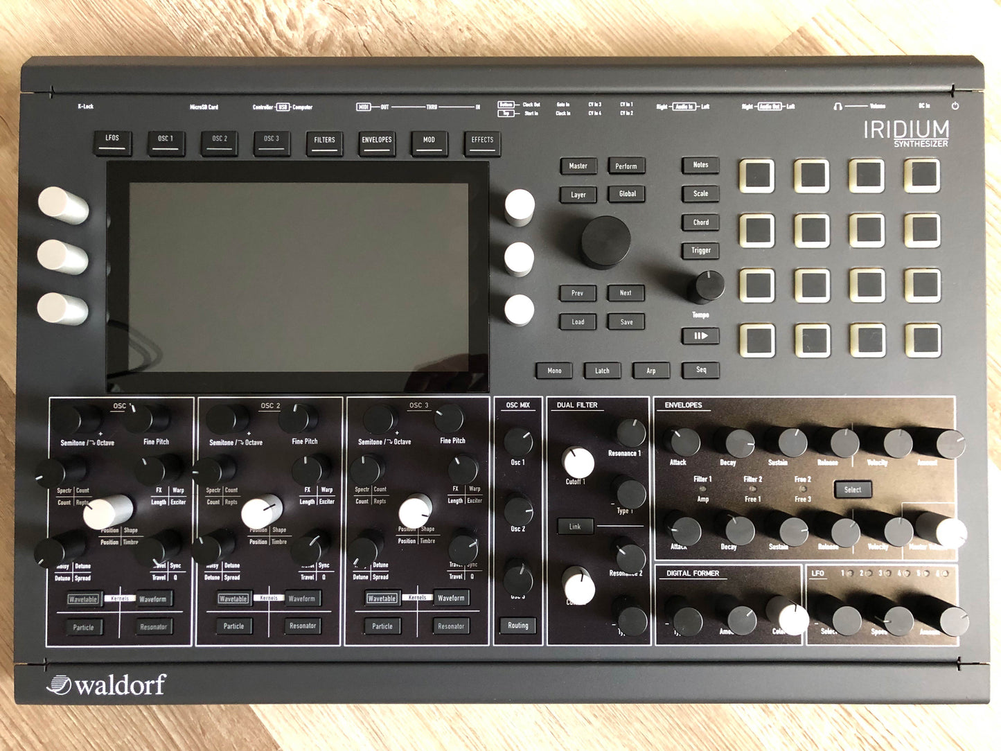 Waldorf Iridium Desktop MKI 16-Voice Synthesizer w/ OG Box, Manual + PSU