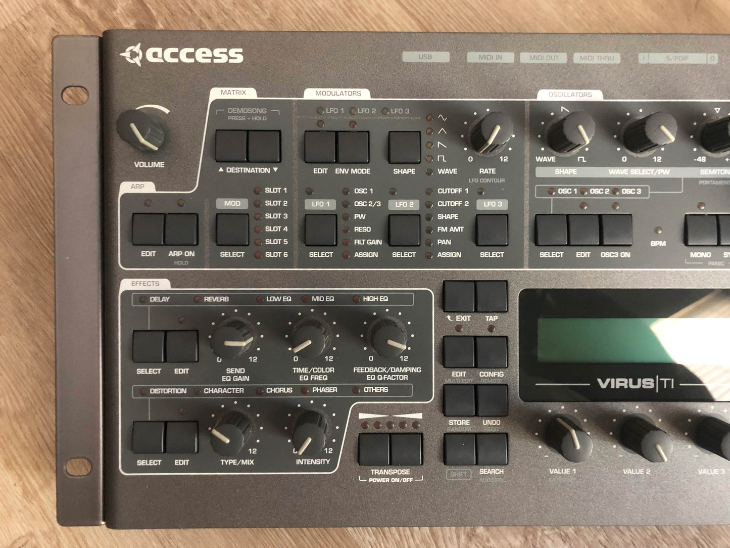 Access Virus TI2 Rack, New Battery, Rack Mount Kit + PSU, OS 5.1.7