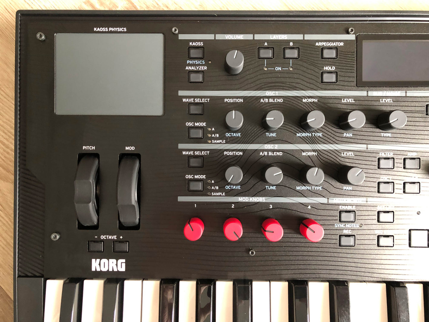 Korg Modwave MKI Wavetable Synthesizer w/ OEM PSU