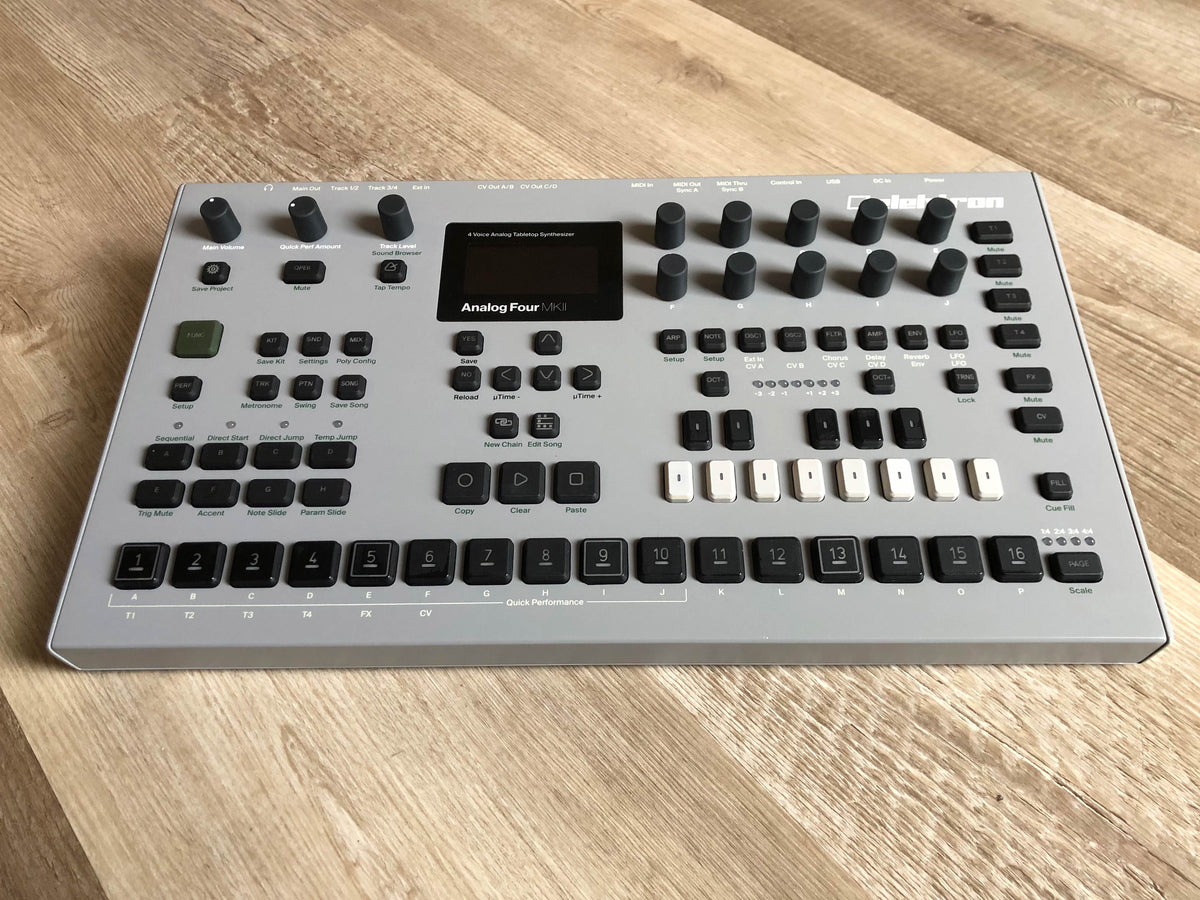 Elektron Analog Four MKII (Gray) w/ Original Box, PSU + New USB Cable