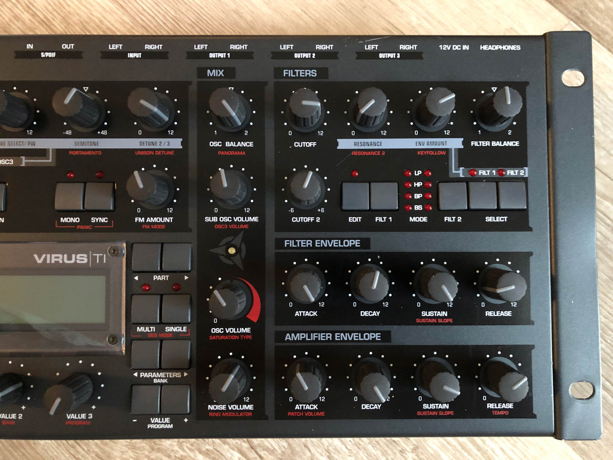 Access Virus TI Rack w/ All New Tacts, New Battery, PSU + HQ USB Cable