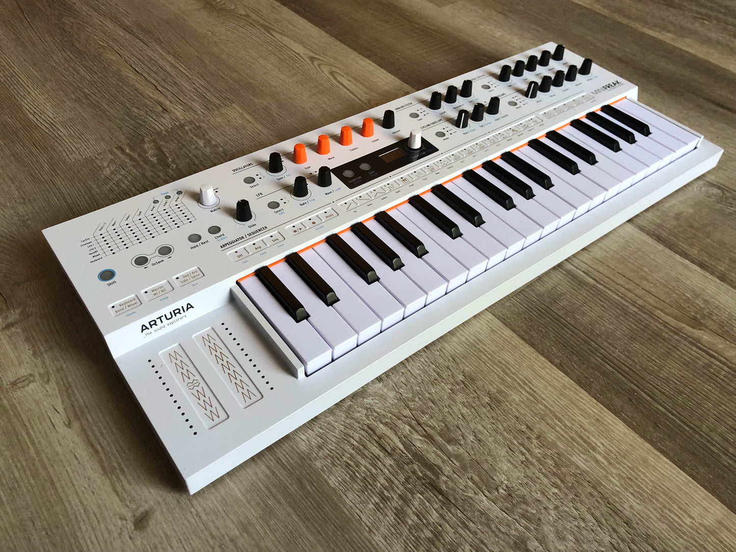 Arturia MiniFreak Vocoder Edition Hybrid Synthesizer w/ OG Box + Mic